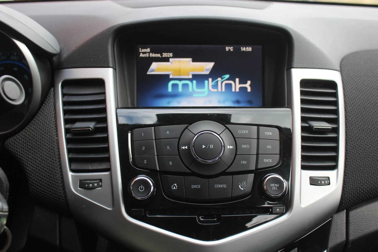 2015 Chevrolet Cruze 1LT Main Image