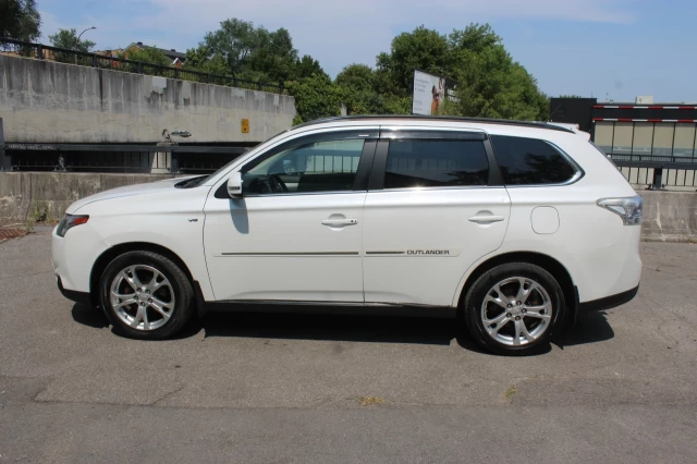 Mitsubishi Outlander GT 2014