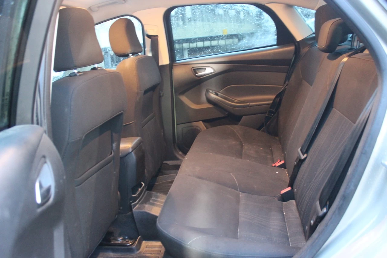2016 Ford Focus SE Image principale