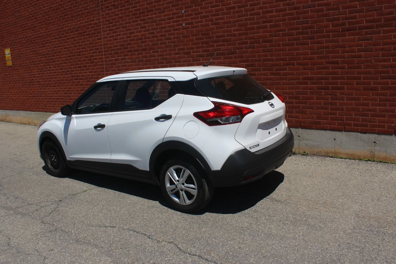 2019 Nissan Kicks S/SV/SR Main Image