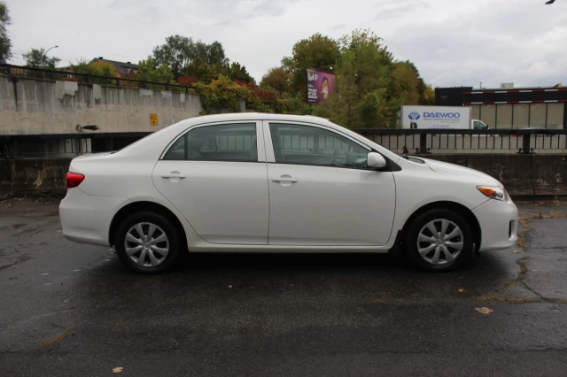 Toyota Corolla CE 2013