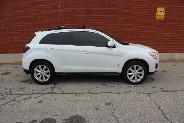 Mitsubishi RVR GT 2013