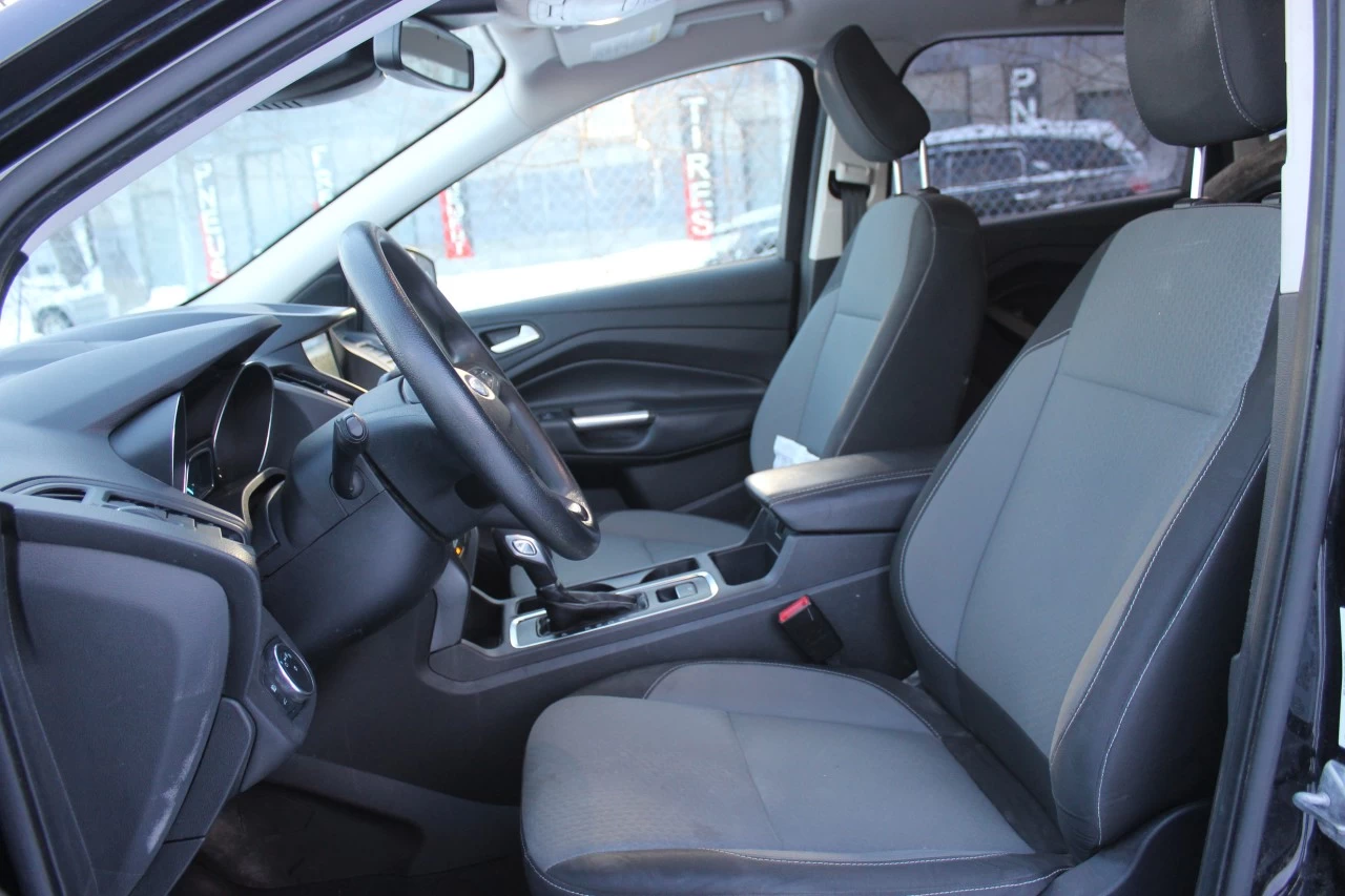 2019 Ford Escape SE Image principale