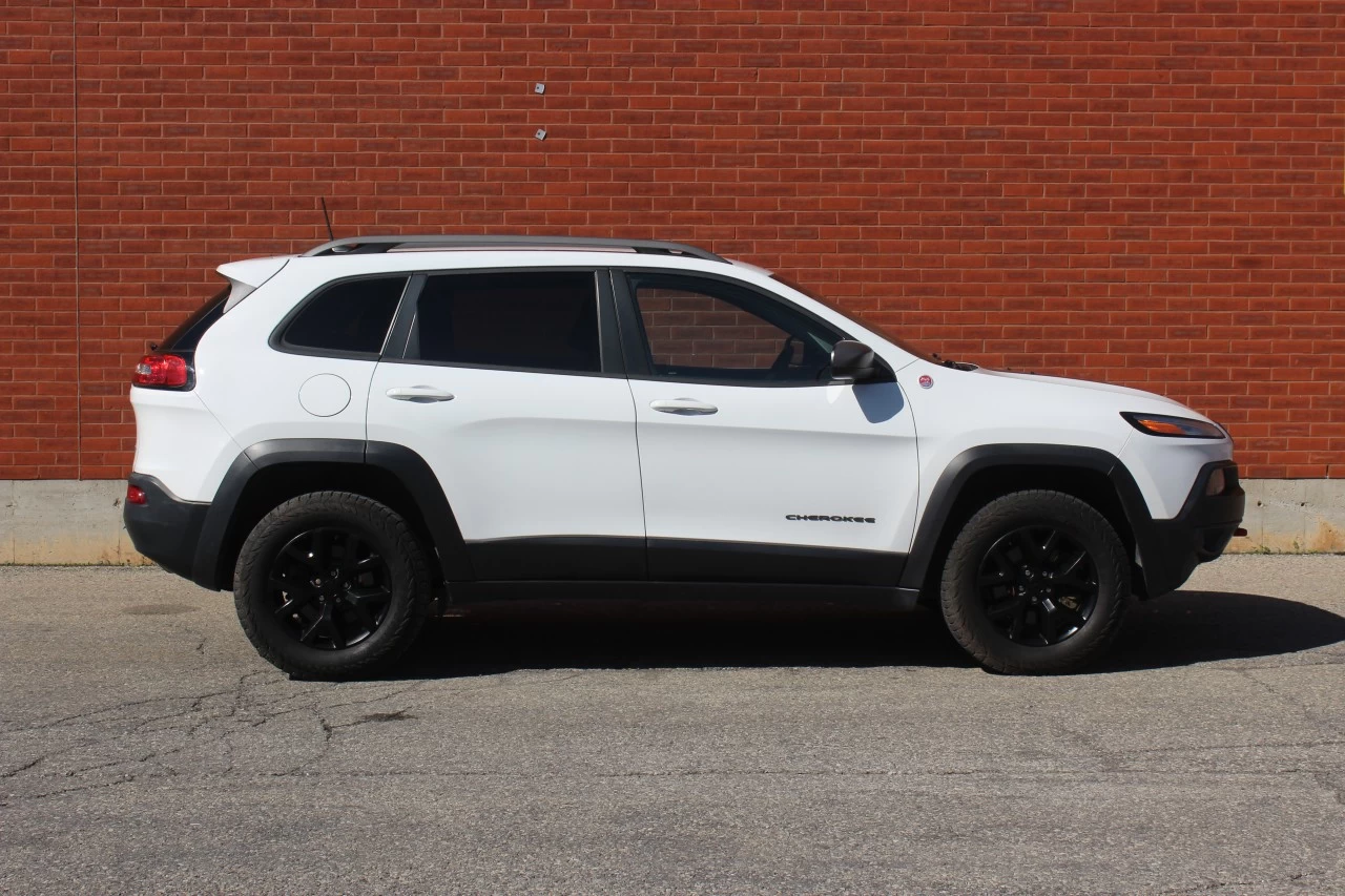 2016 Jeep Cherokee Trailhawk Image principale