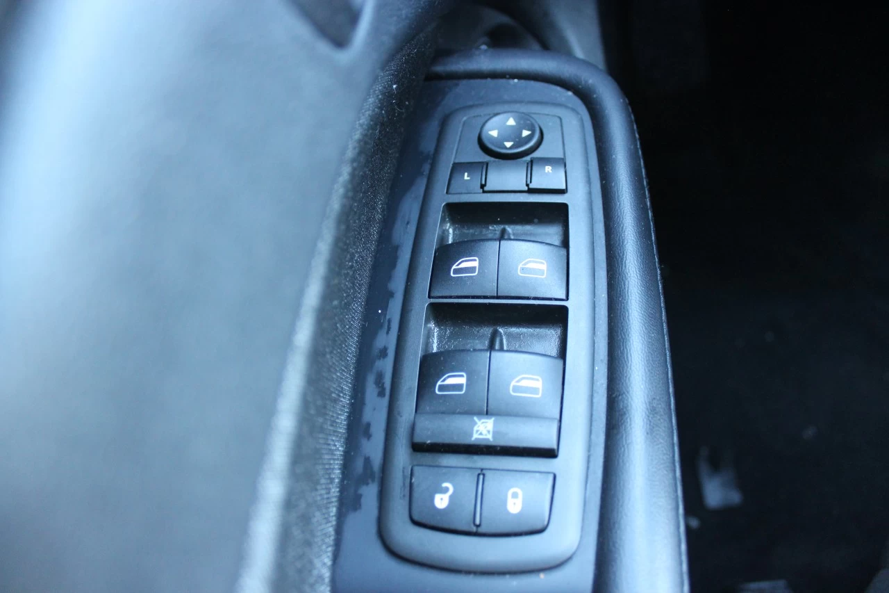 2013 Dodge Dart SXT Image principale