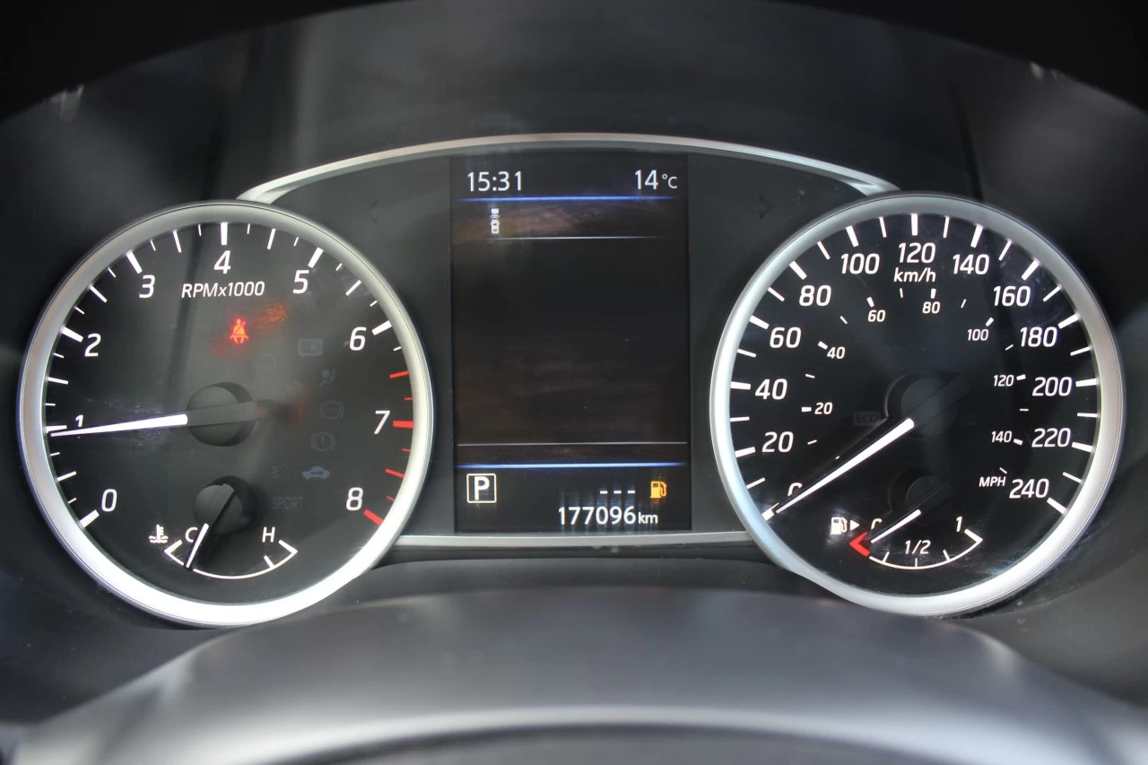 2019 Nissan Sentra SV Main Image