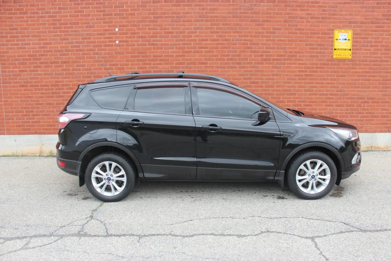 2018 Ford Escape SE Image principale