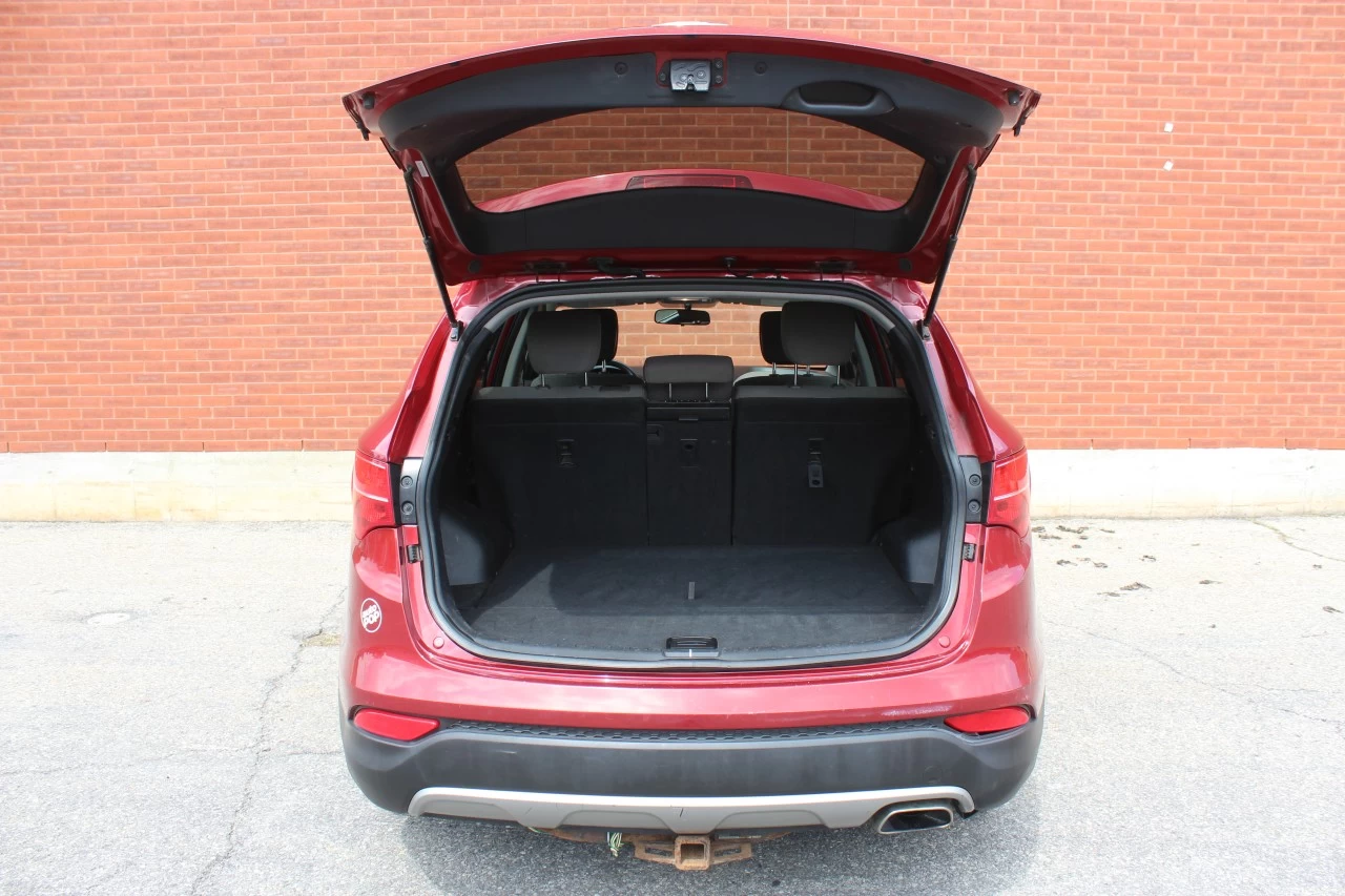 2013 Hyundai Santa Fe FWD 4dr 2.4L Auto Main Image