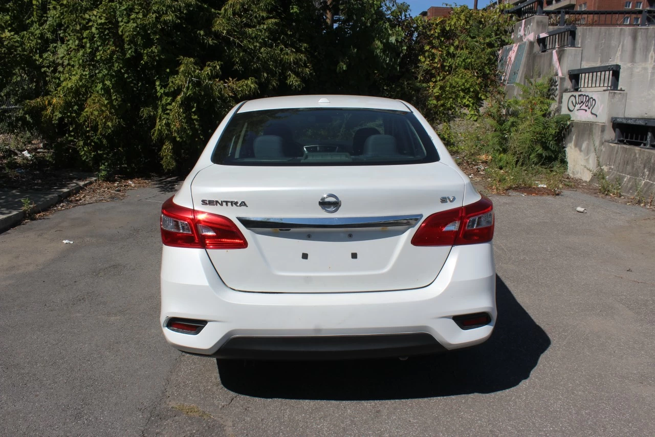 2017 Nissan Sentra SV Main Image