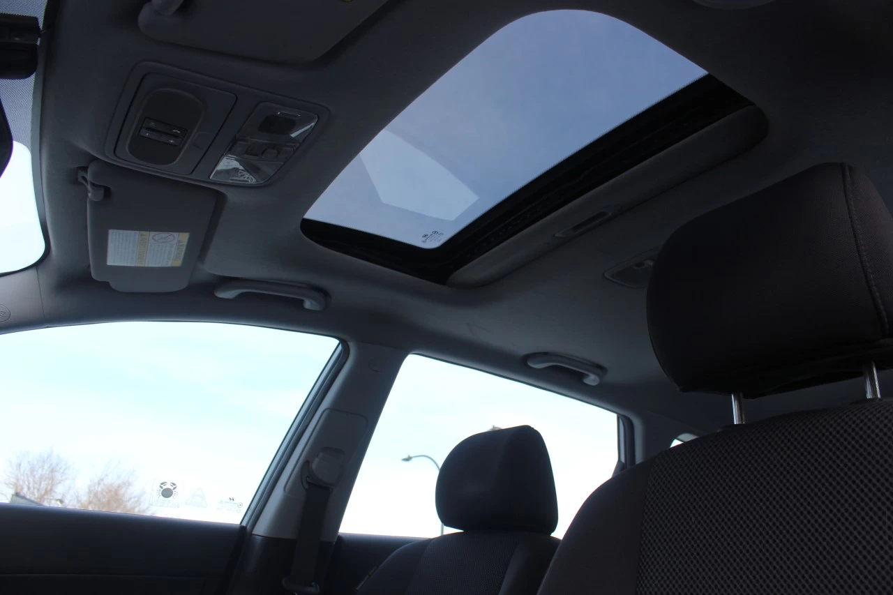 2012 Hyundai Elantra GLS Main Image