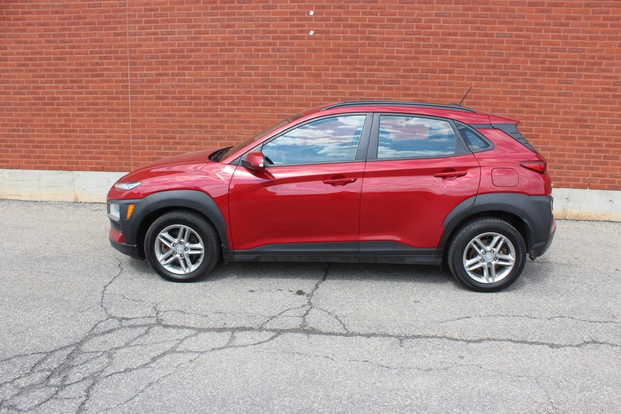 2021 Hyundai Kona Essential Main Image