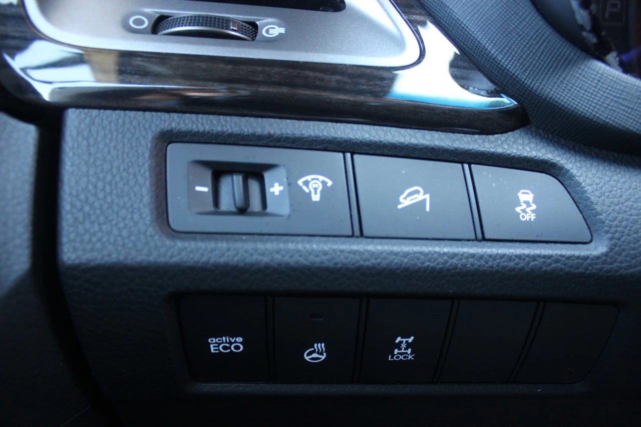 2013 Hyundai Santa Fe Limited Main Image