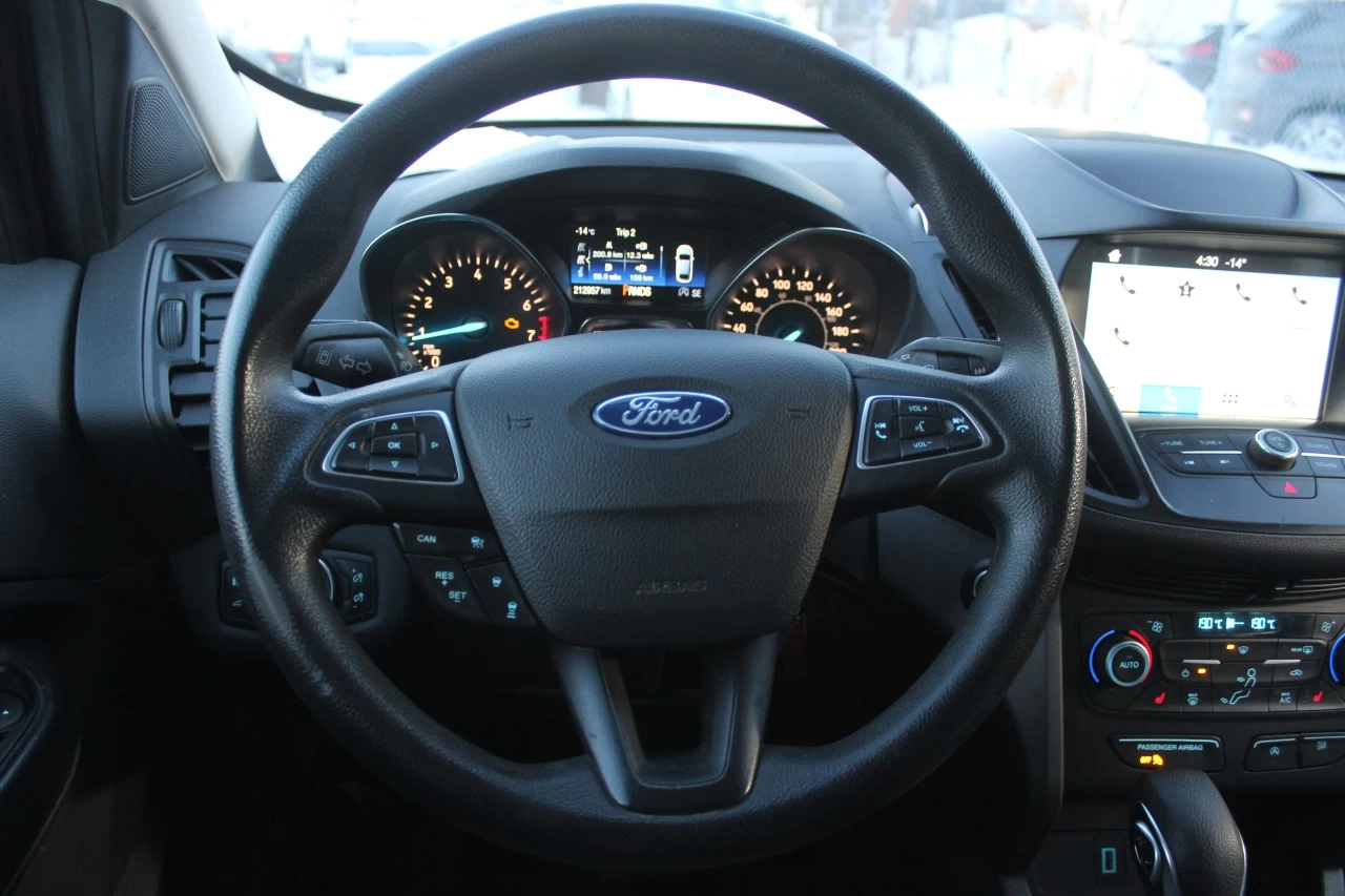 2019 Ford Escape SE Image principale