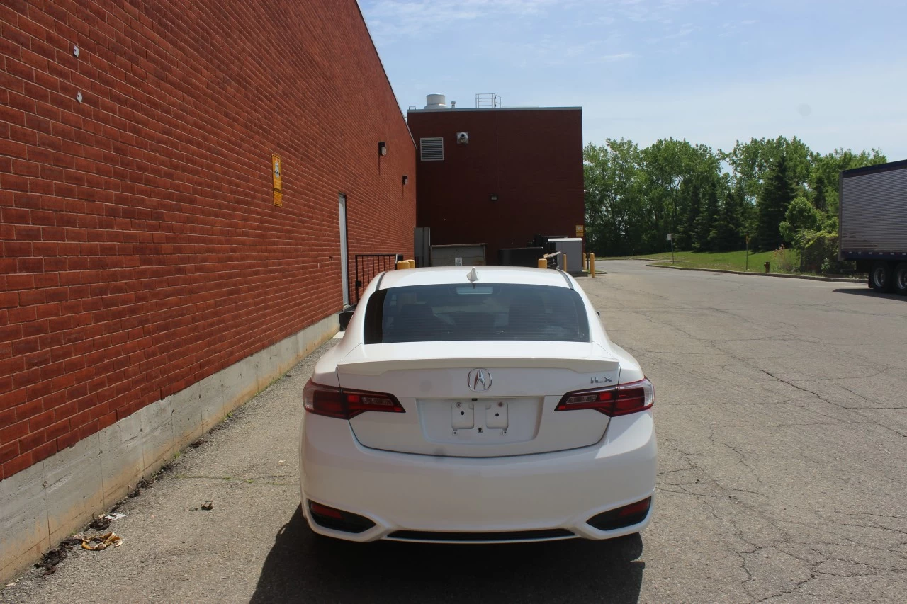 2016 Acura ILX Pkg Main Image