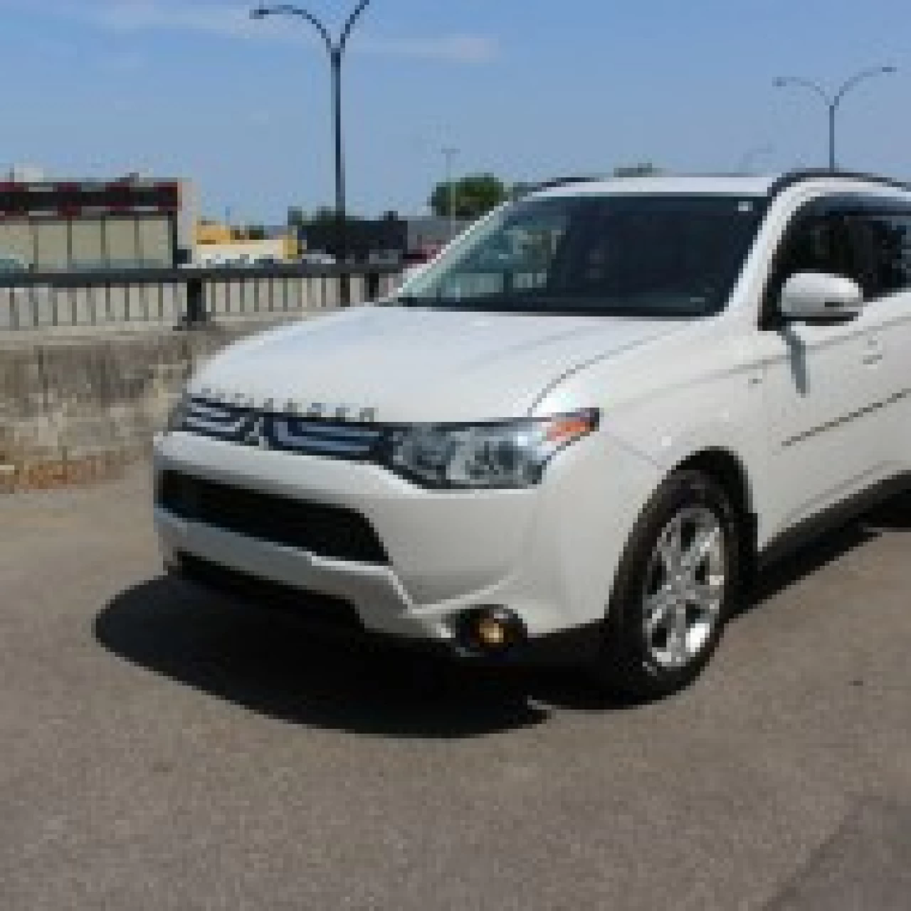 2014 Mitsubishi Outlander GT Main Image