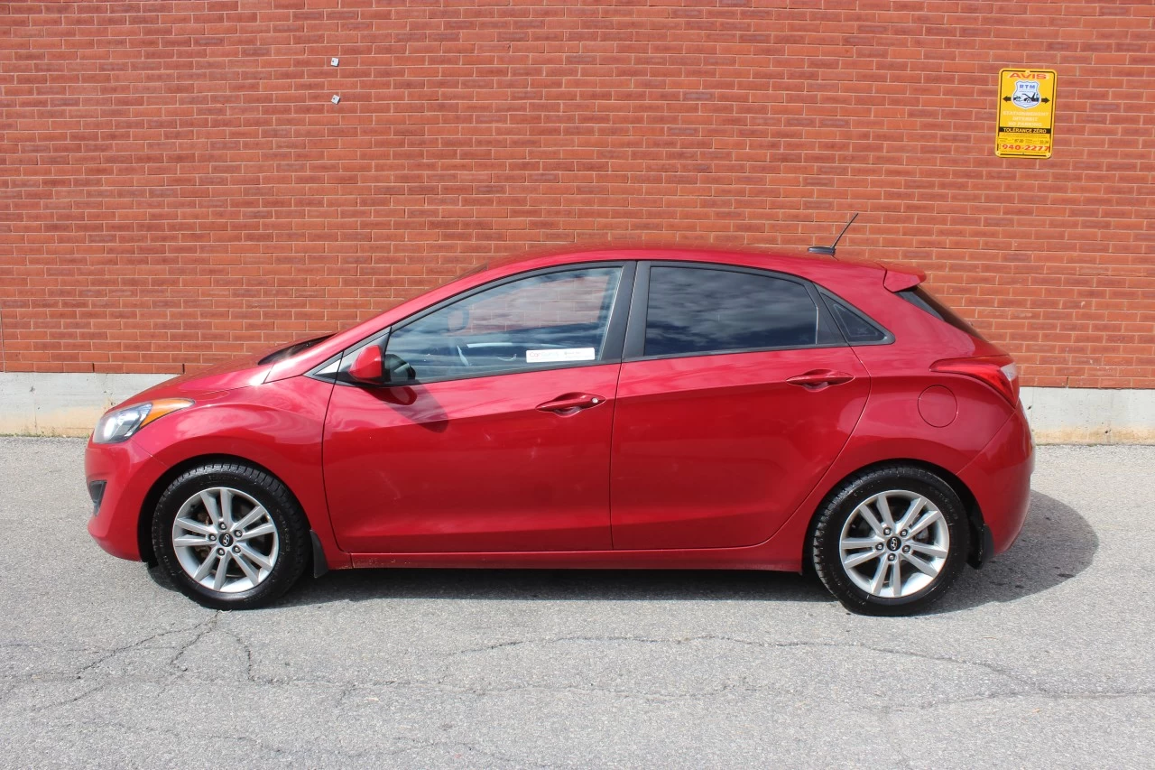 2016 Hyundai Elantra GT GL Image principale