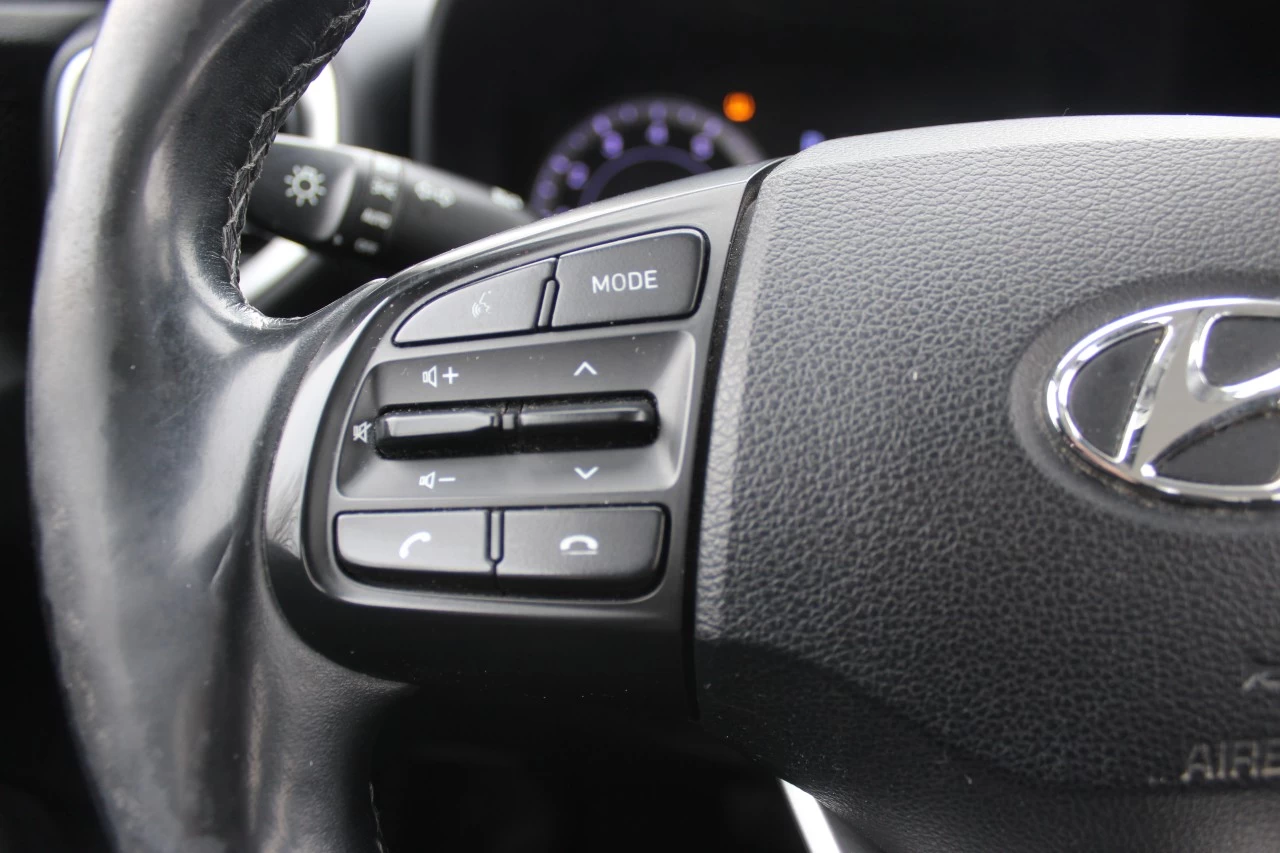 2020 Hyundai Venue Preferred Main Image