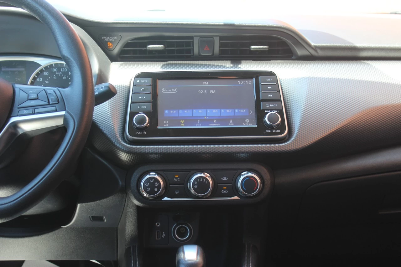 2019 Nissan Kicks S/SV/SR Main Image