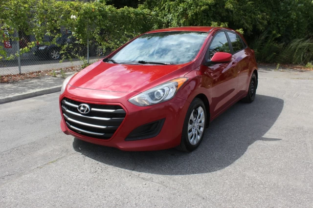Hyundai Elantra GT GL 2016