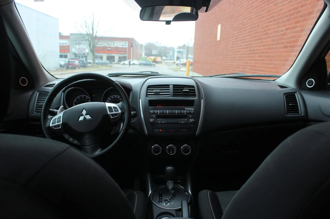 2013 Mitsubishi RVR GT Main Image