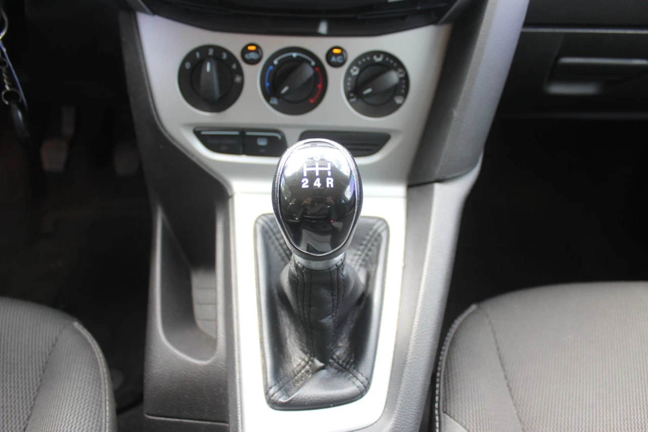 2013 Ford Focus SE Image principale