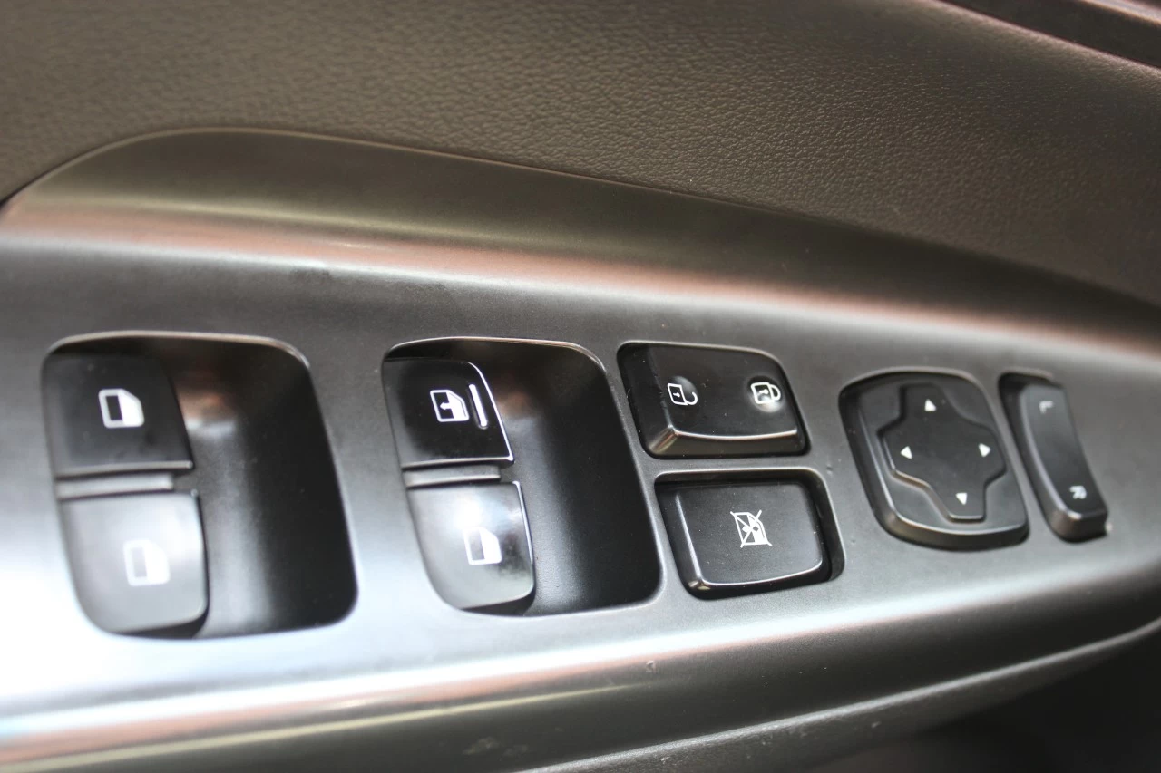 2021 Hyundai Kona Essential Main Image