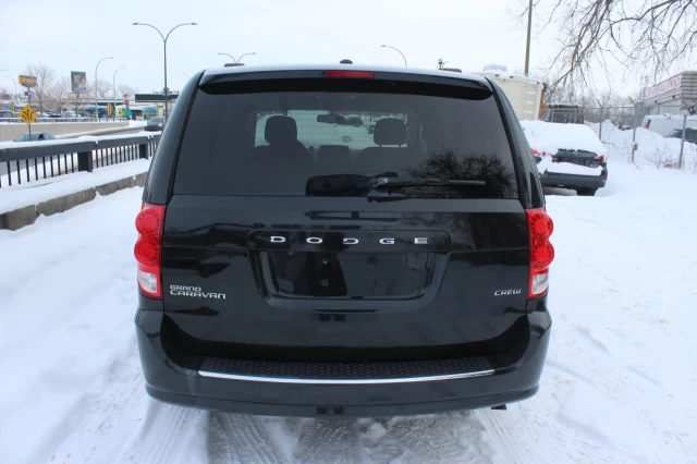 Dodge Caravan Crew 2016