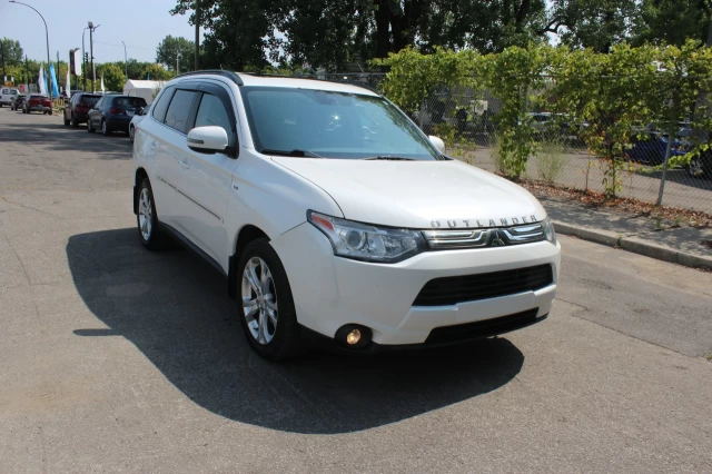 Mitsubishi Outlander GT 2014