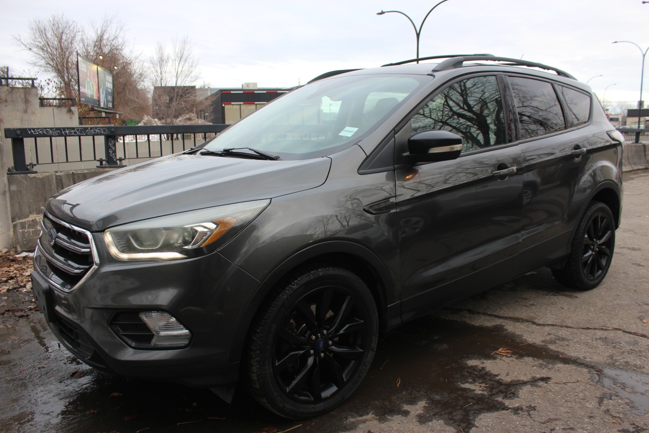 Ford 2017 Escape Titanium